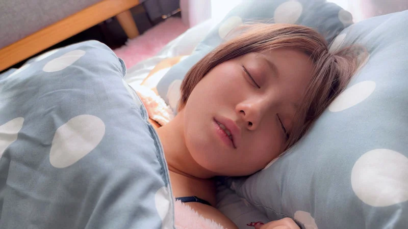 【debz025】妹は宝物！寝顔が可愛くてしょうがない