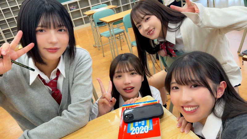 【deaa030】仲良し4人組美少女の童貞を奪うハーレム中出しSEX