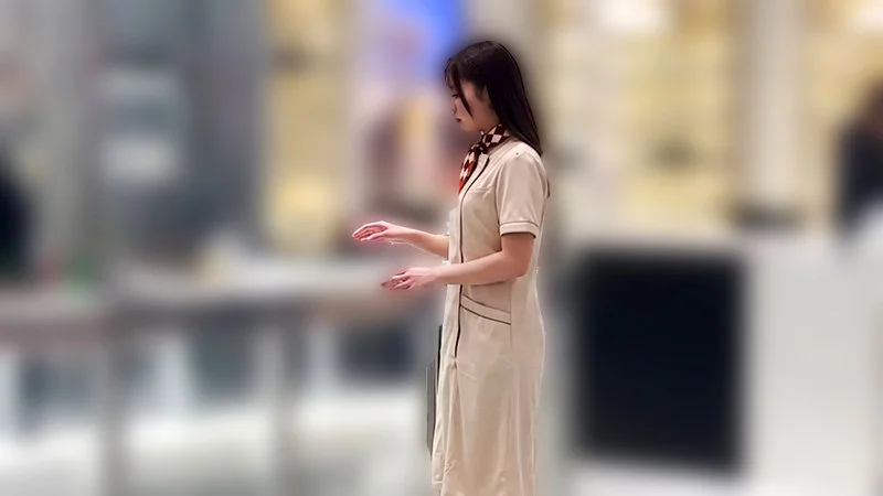 【oremo563】某百貨店1Fの美容部員Sに無責任中出し